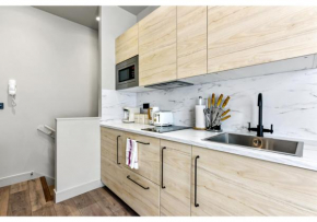 Cozy Studio Retreat in Trendy Clapton Common